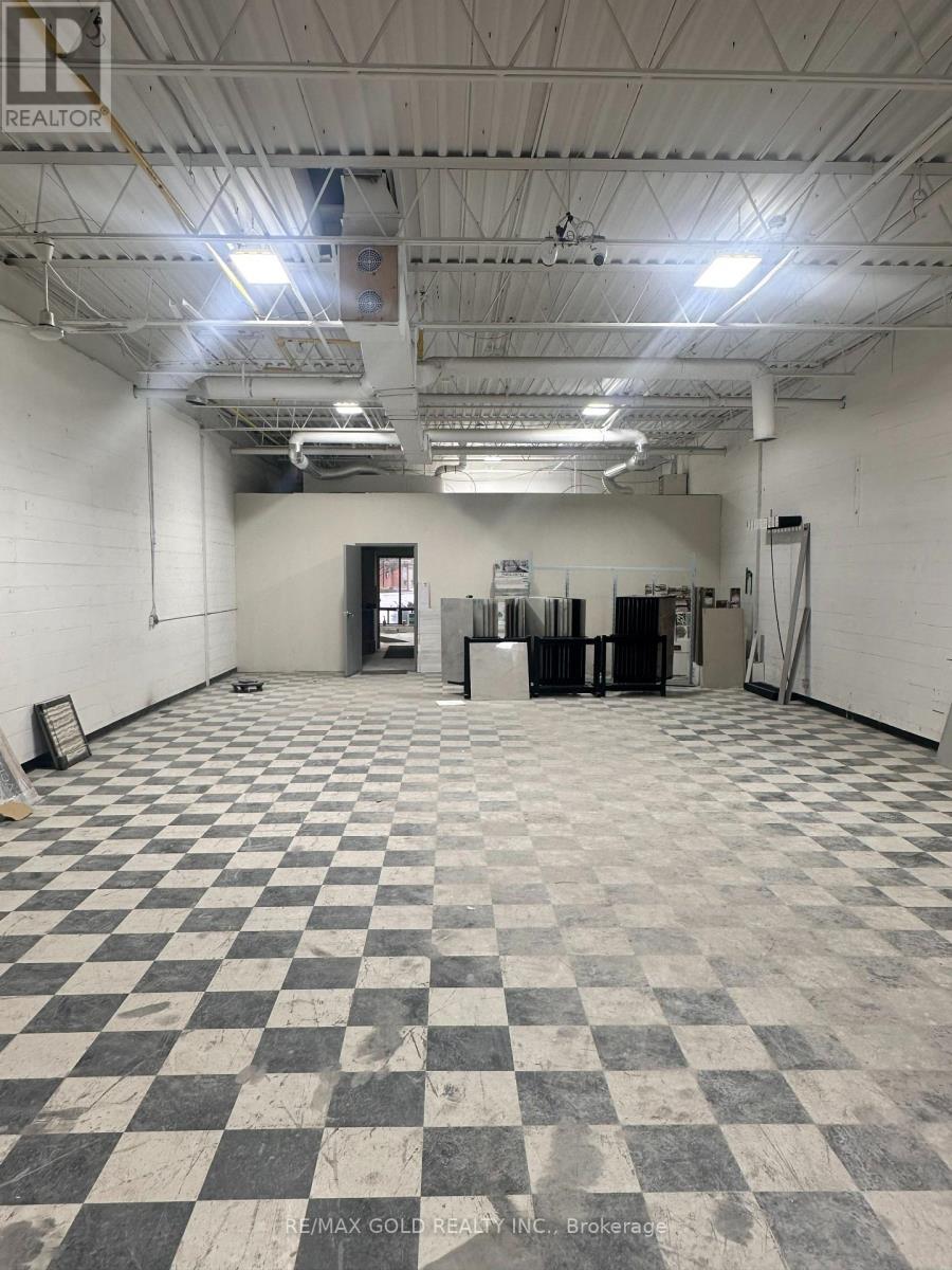 12a - 1200 Aerowood Drive, Mississauga, Ontario  L4W 2S7 - Photo 4 - W13004708