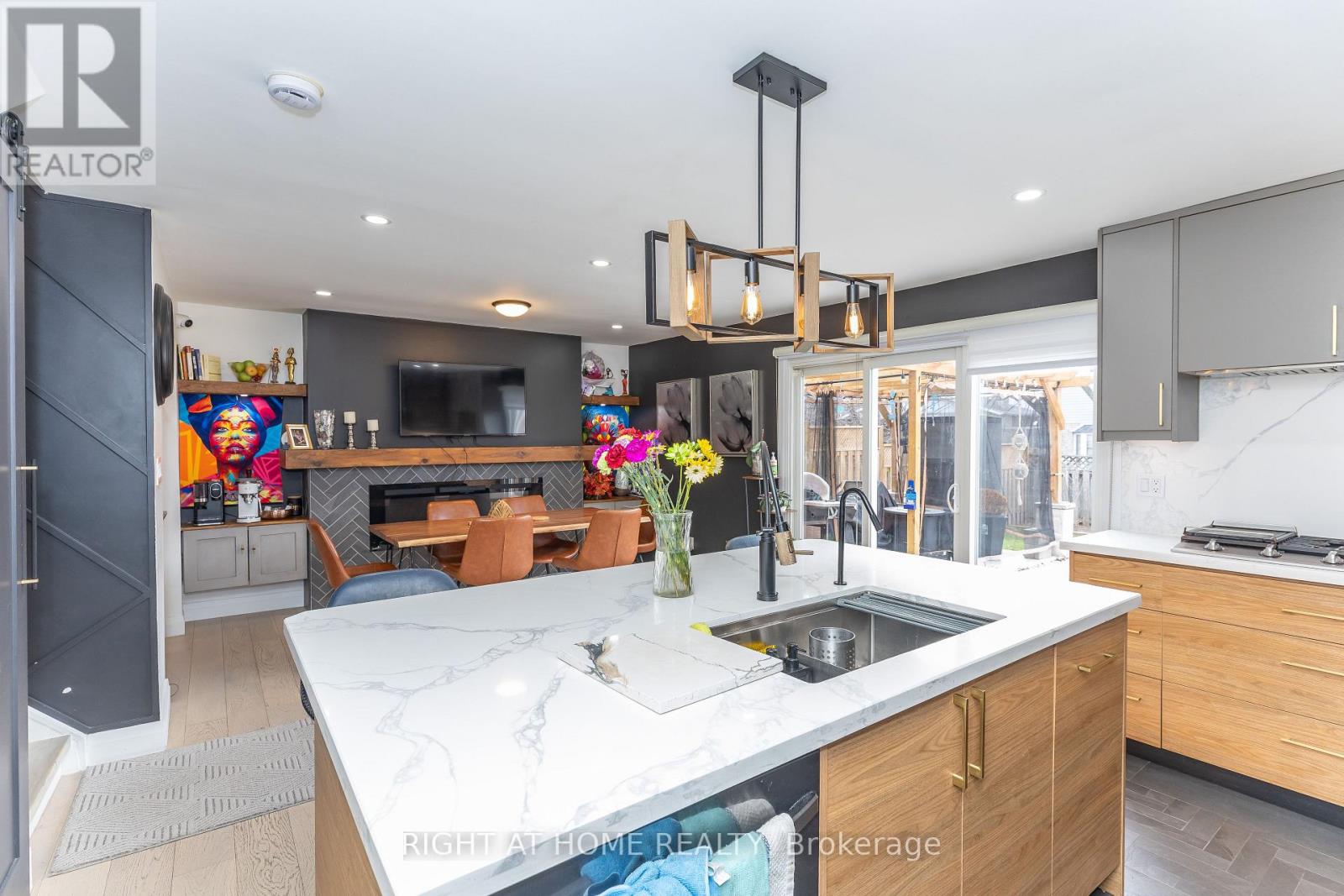 3512 Toffee Street E, Burlington, Ontario  L7M 3G3 - Photo 11 - W13004734