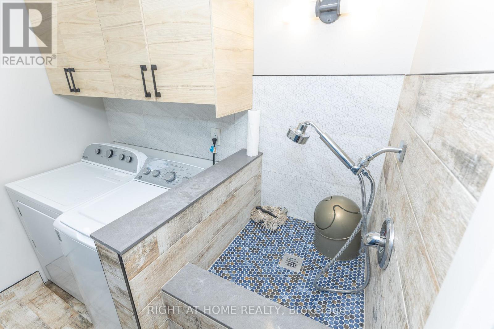 3512 Toffee Street E, Burlington, Ontario  L7M 3G3 - Photo 23 - W13004734