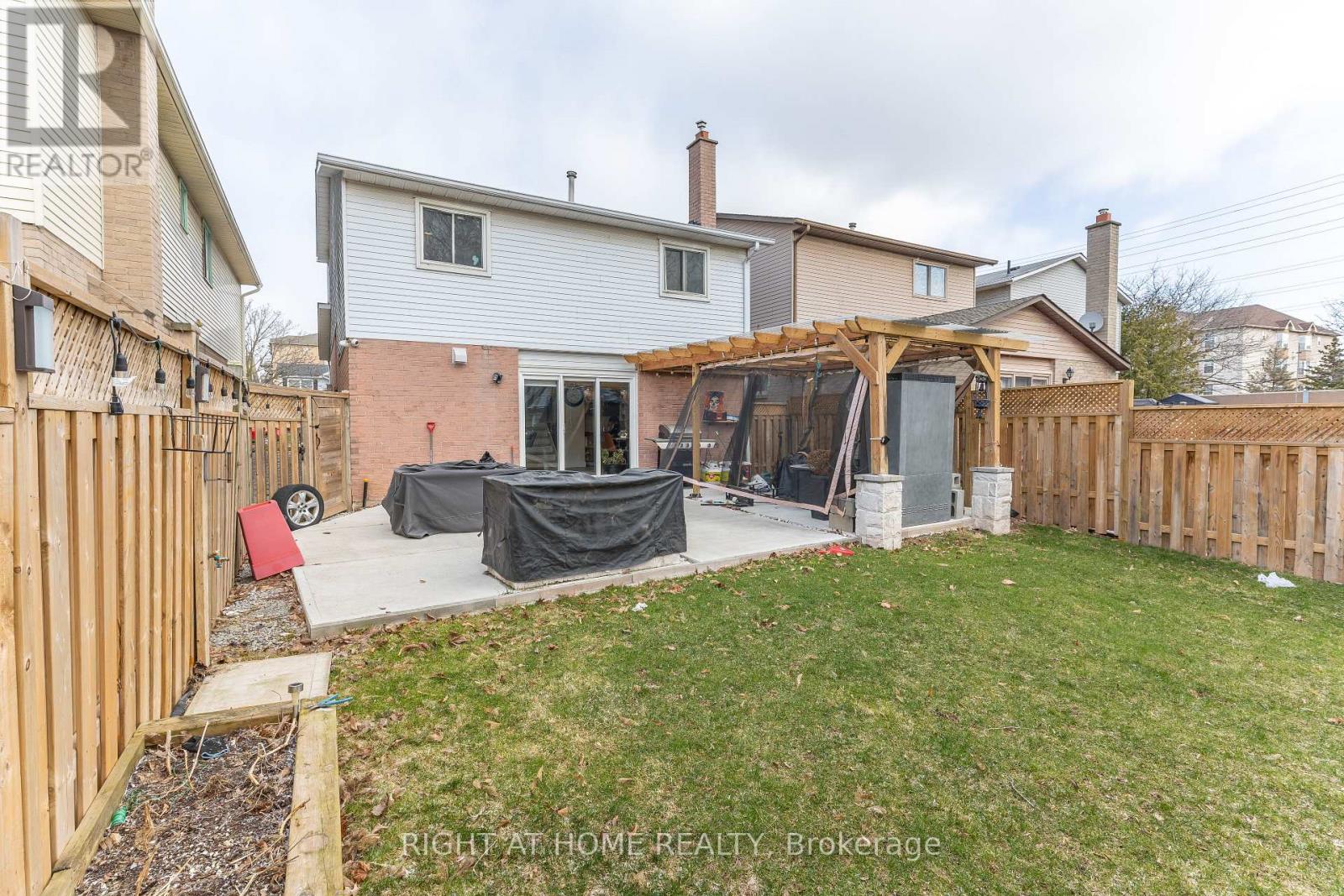 3512 Toffee Street E, Burlington, Ontario  L7M 3G3 - Photo 30 - W13004734