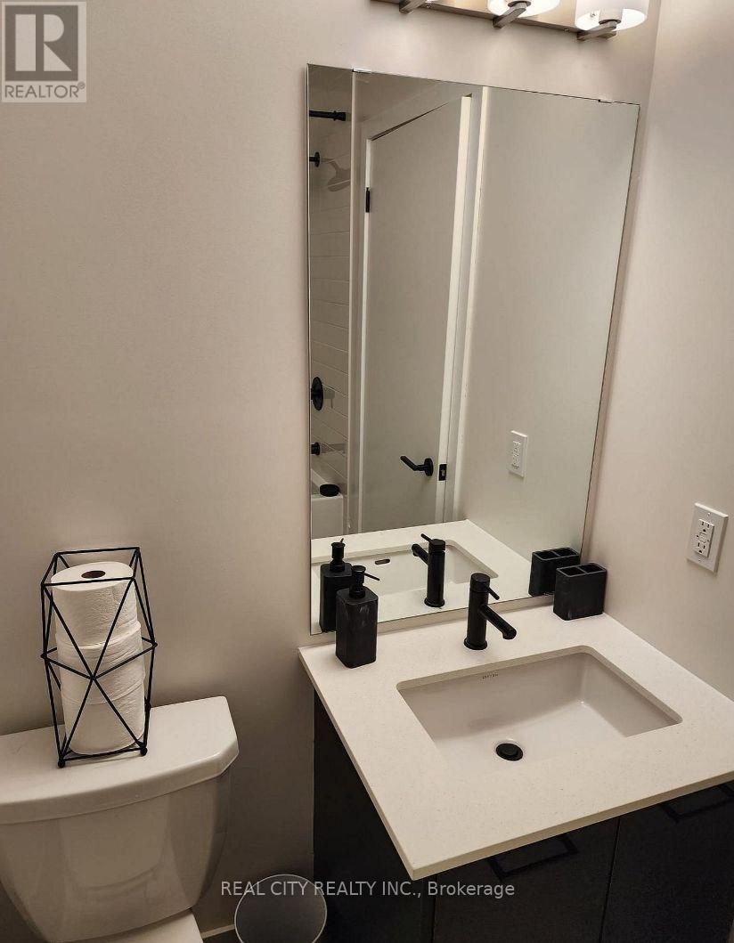 107 - 2300 St Clair Avenue W, Toronto, Ontario  M6N 1K8 - Photo 9 - W13004736