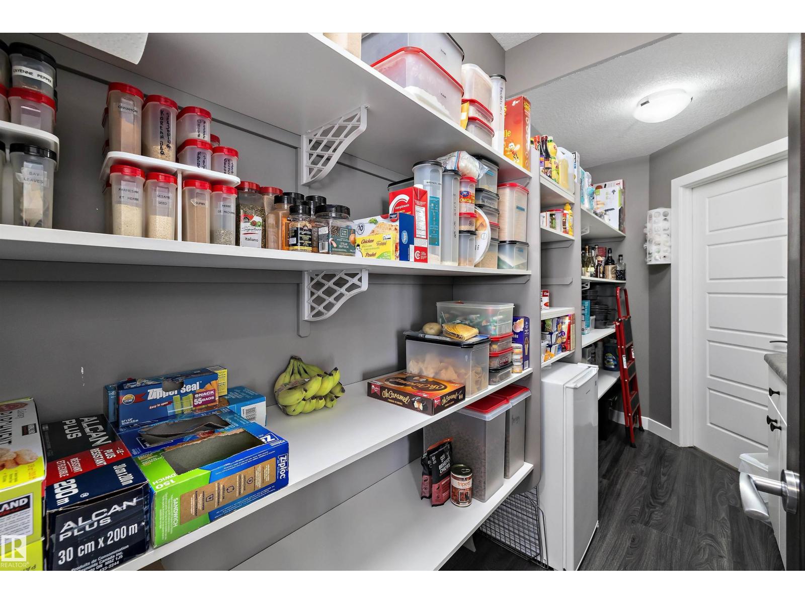 9609 106 Av, Morinville, Alberta  T8R 2N5 - Photo 18 - E4481347