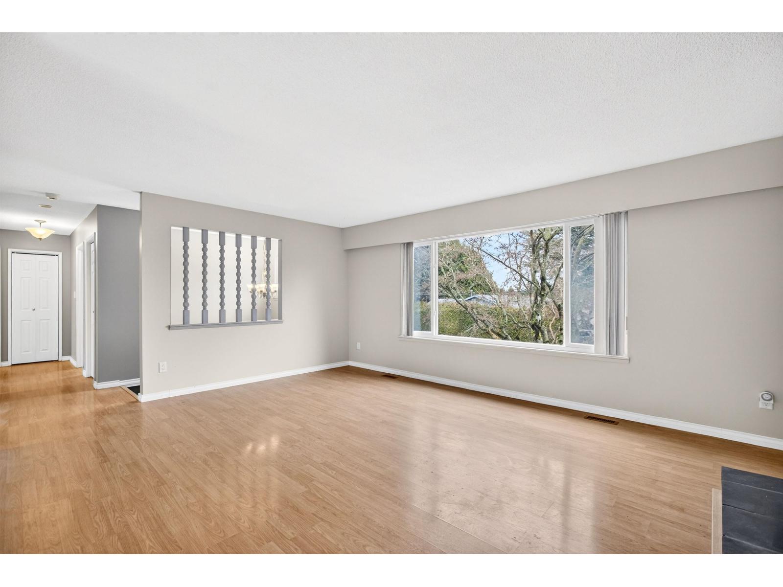 1855 156 Street, Surrey, British Columbia  V4A 4T5 - Photo 9 - R3084493