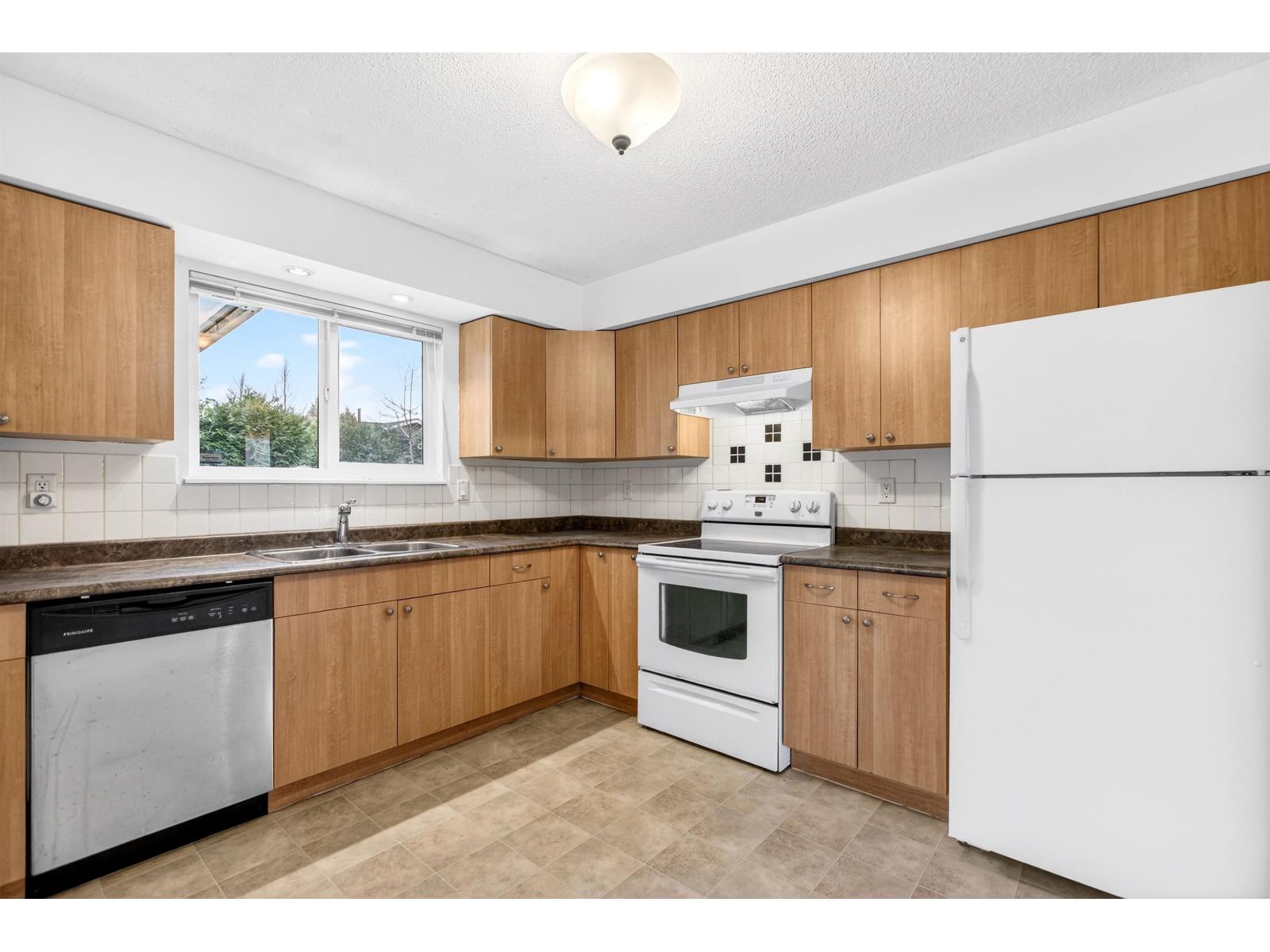 1855 156 Street, Surrey, British Columbia  V4A 4T5 - Photo 15 - R3084493