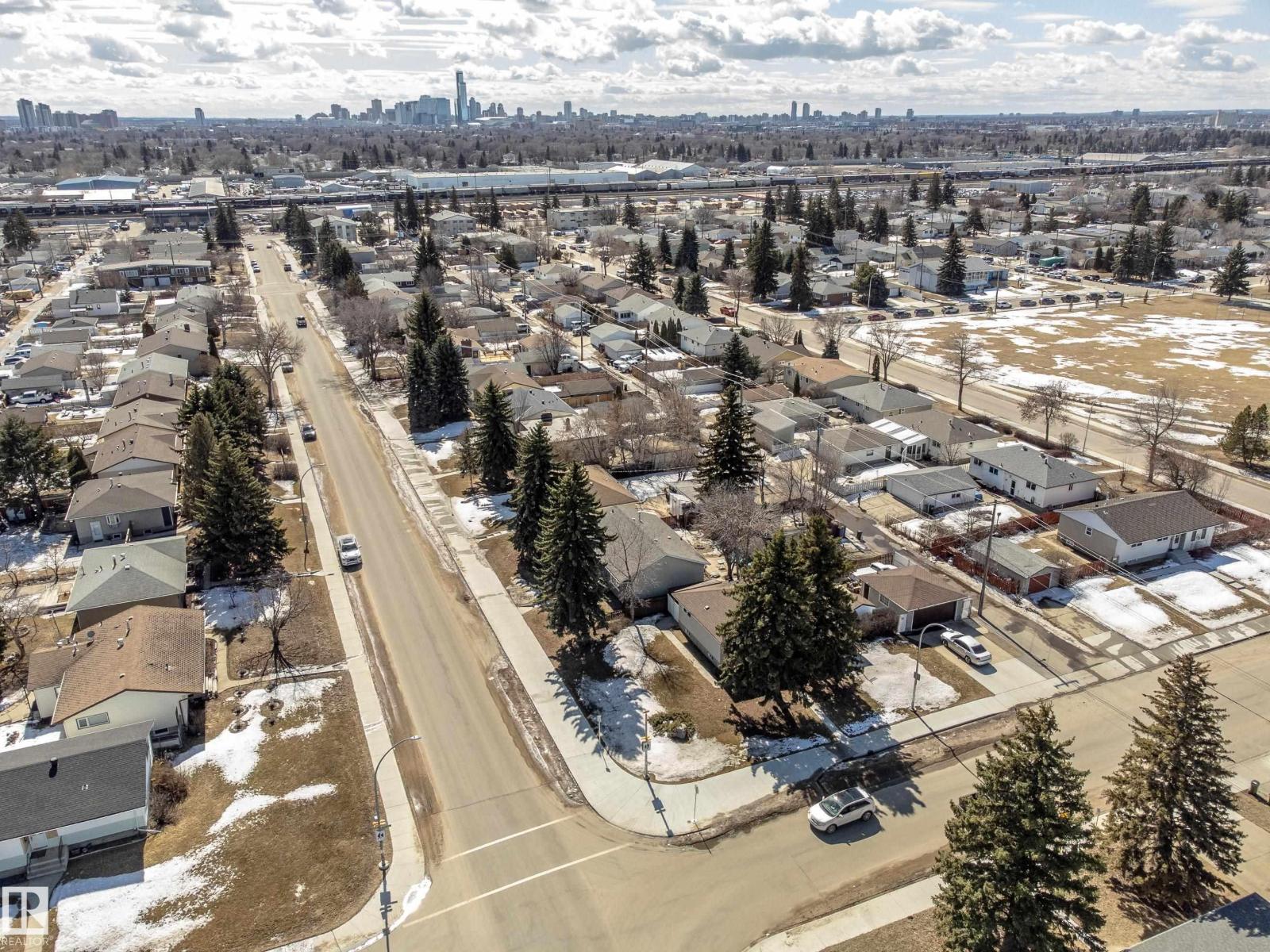 12904 90 St Nw, Edmonton, Alberta  T5E 3L8 - Photo 40 - E4482481