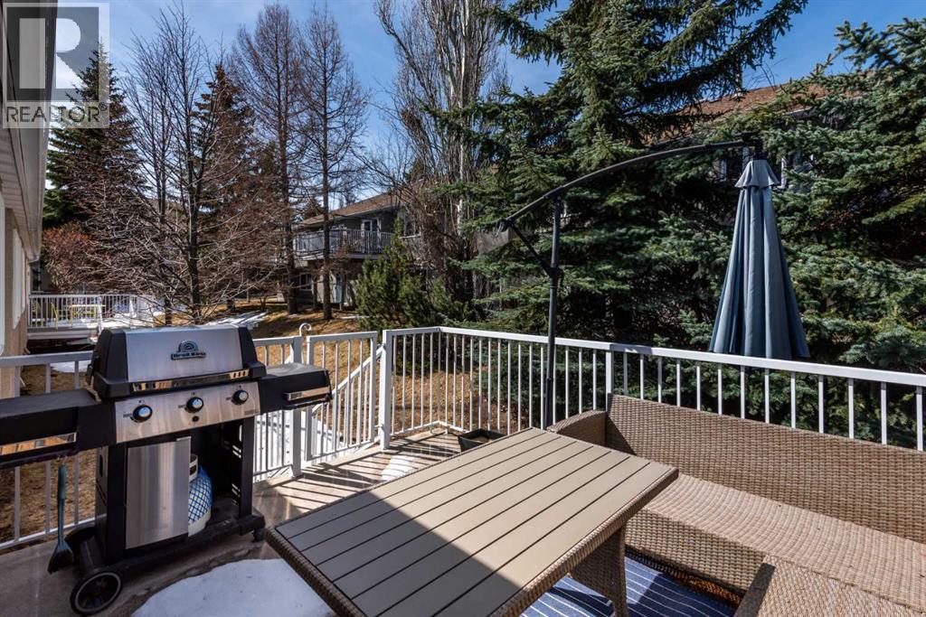 4 Christie Gardens Sw, Calgary, Alberta  T3H 3B5 - Photo 28 - A2277543