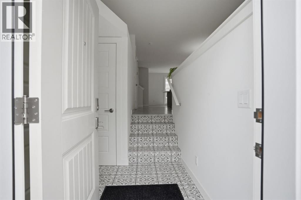 812 Cranbrook Walk Se, Calgary, Alberta  T3M 2V5 - Photo 6 - A2298479