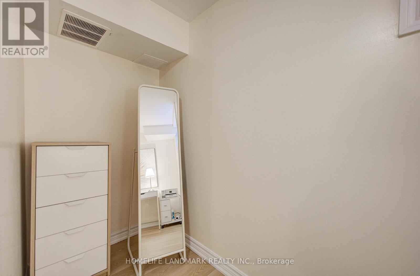 11 Humphrey Gate, Toronto, Ontario  M3C 4B8 - Photo 23 - C13004352