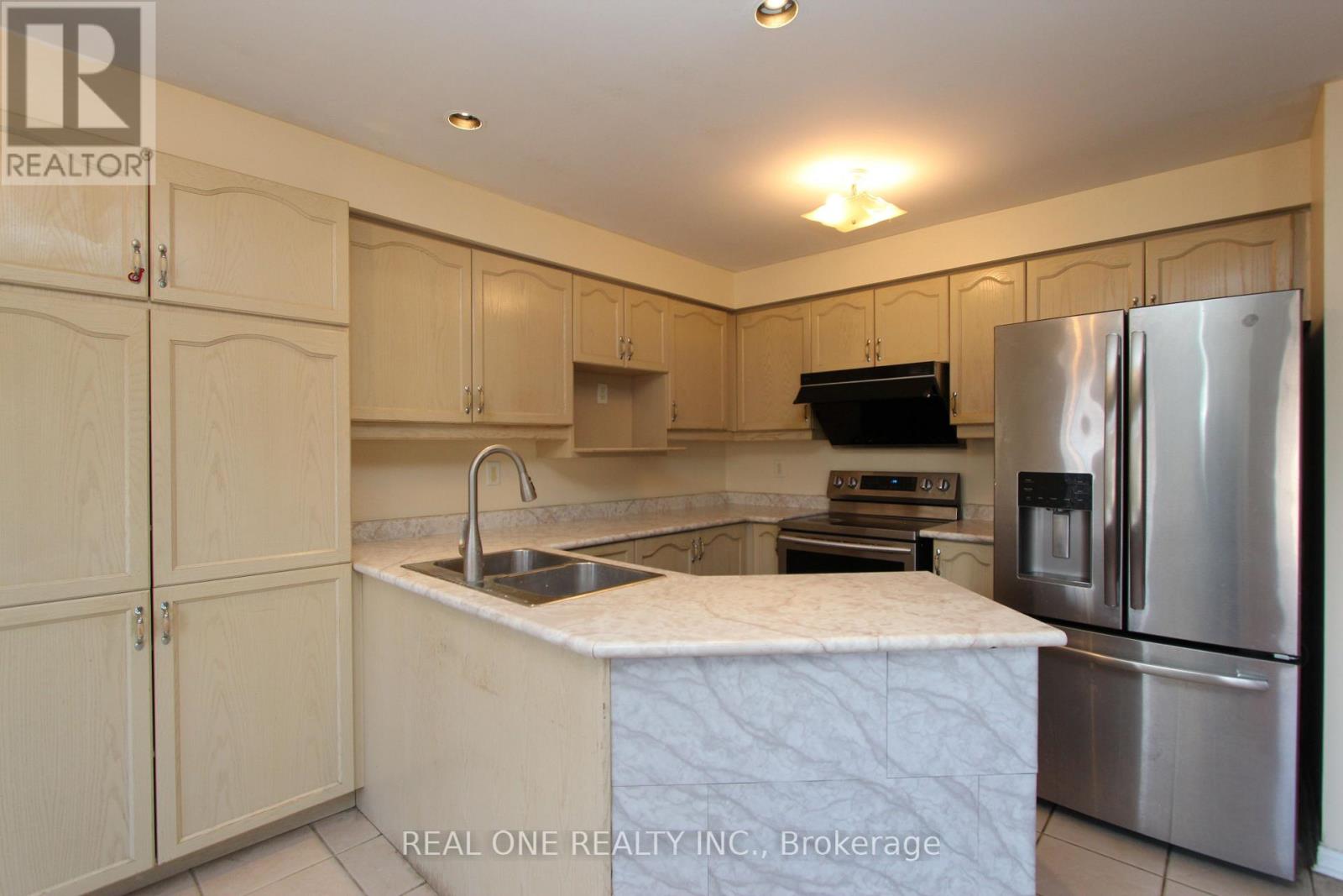 749 Bur Oak Avenue, Markham, Ontario  L6E 1C3 - Photo 5 - N13004682