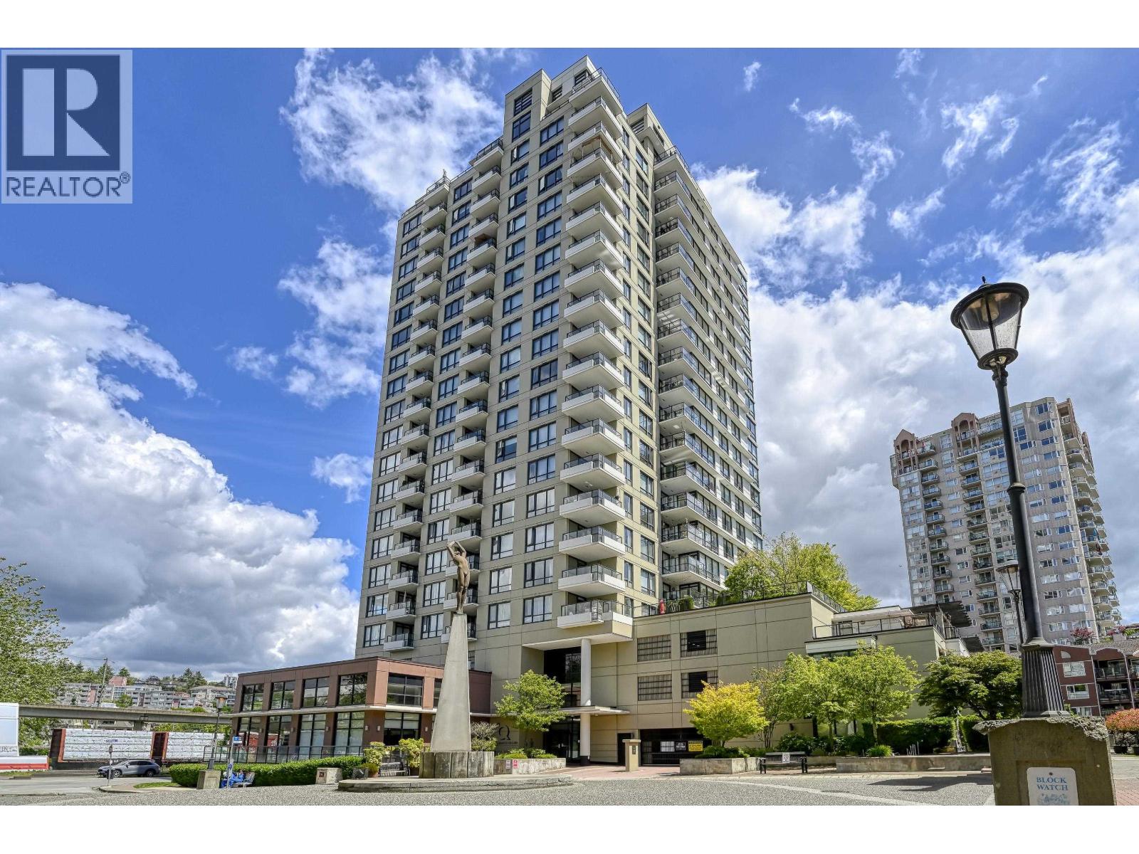 1307 1 Renaissance Square, New Westminster, British Columbia  V3M 0B6 - Photo 24 - R3112189