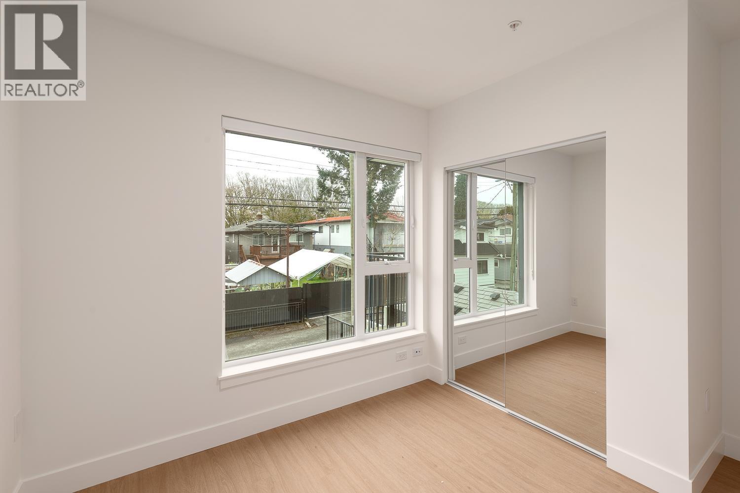 210 2235 E Broadway, Vancouver, British Columbia  V5N 0J5 - Photo 11 - R3112198