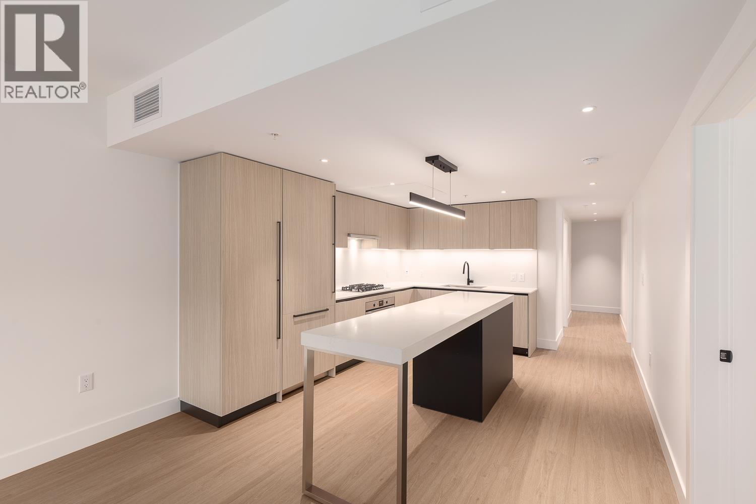 210 2235 E Broadway, Vancouver, British Columbia  V5N 0J5 - Photo 8 - R3112198