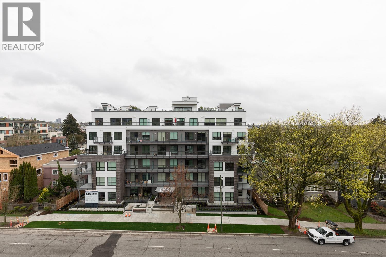602 2235 E Broadway, Vancouver, British Columbia  V5N 0J5 - Photo 19 - R3112203