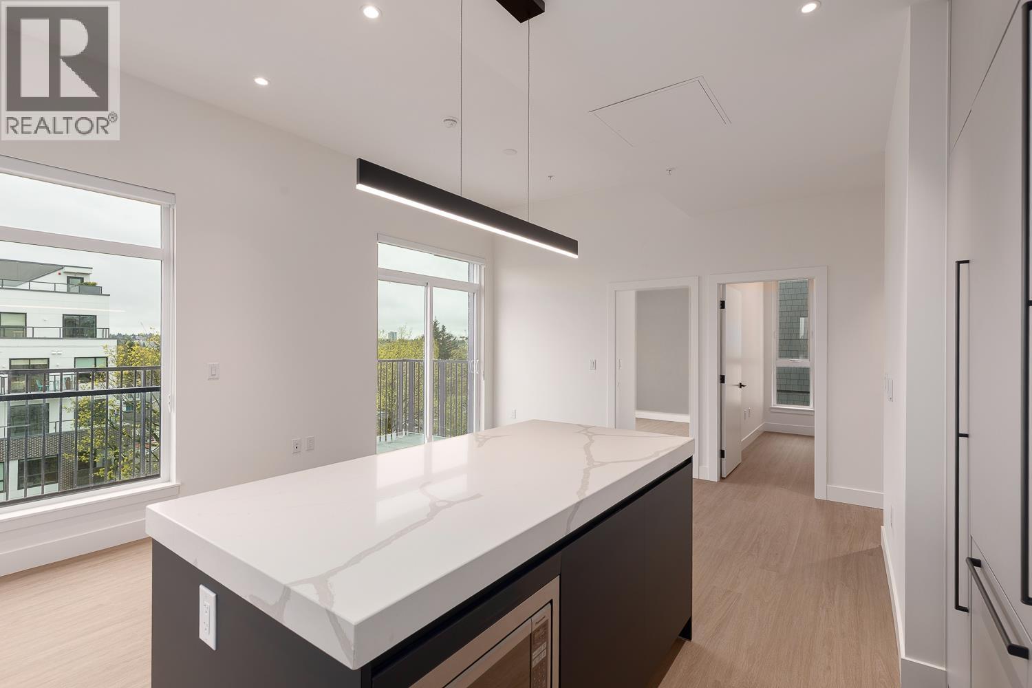 602 2235 E Broadway, Vancouver, British Columbia  V5N 0J5 - Photo 5 - R3112203