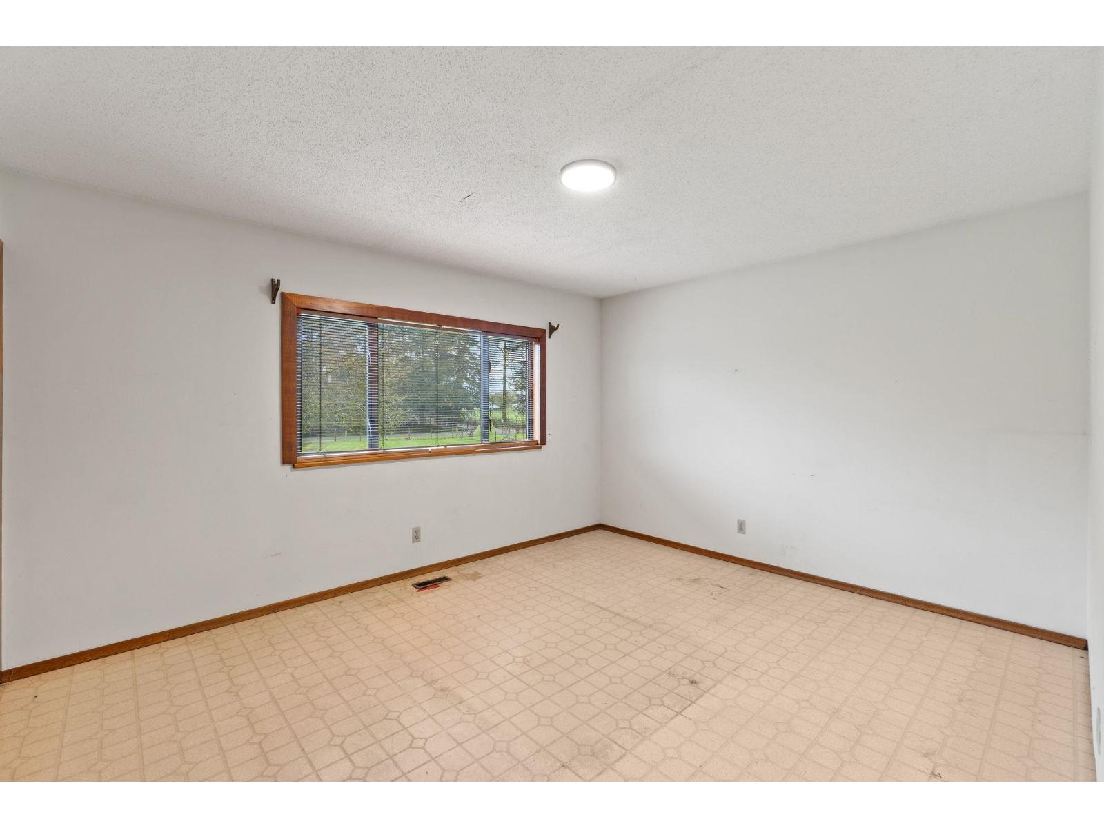 6879 229th Street, Langley, British Columbia  V2Y 2J7 - Photo 26 - R3111455