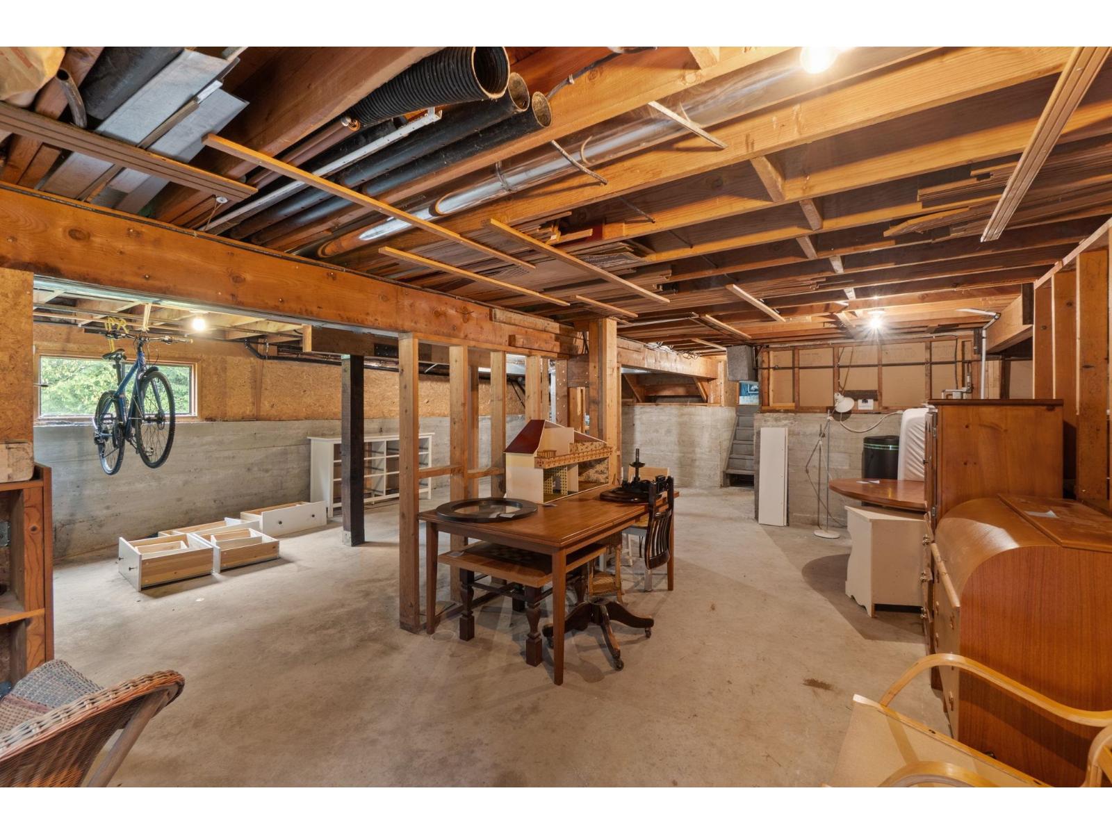 6879 229th Street, Langley, British Columbia  V2Y 2J7 - Photo 28 - R3111455