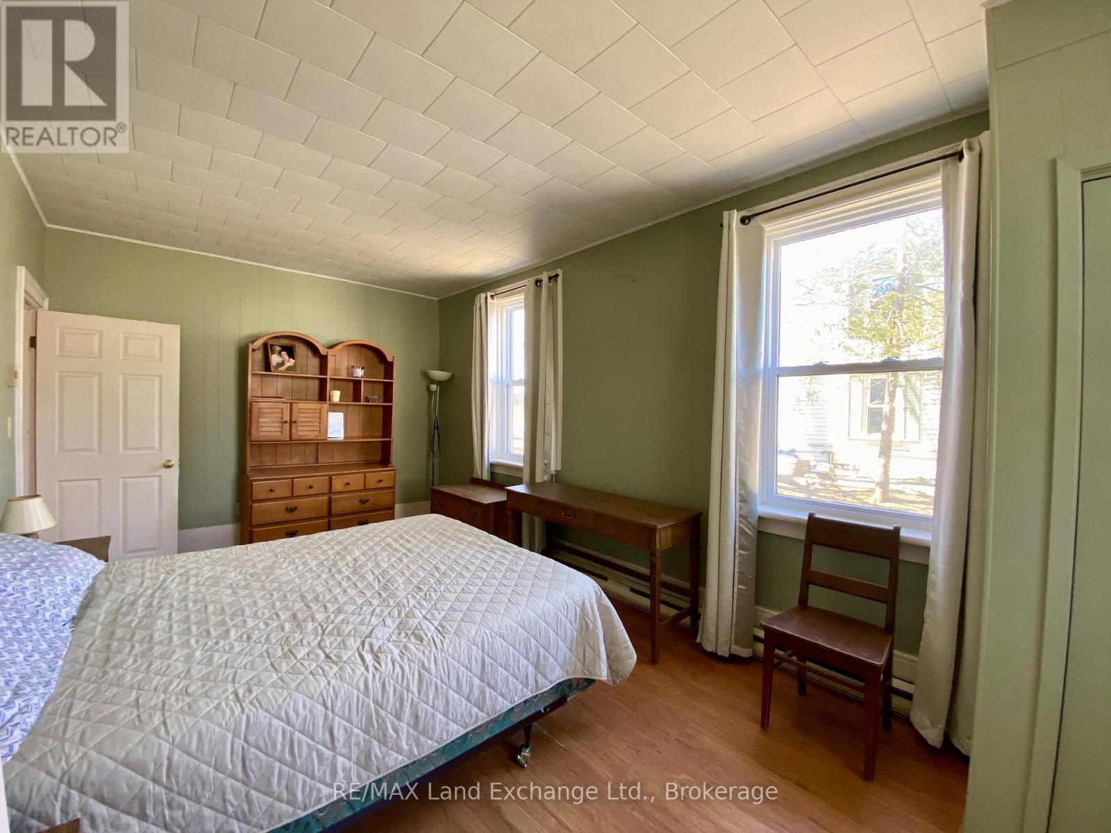 656 Market Street, Saugeen Shores, Ontario  N0H 2C0 - Photo 15 - X13004784