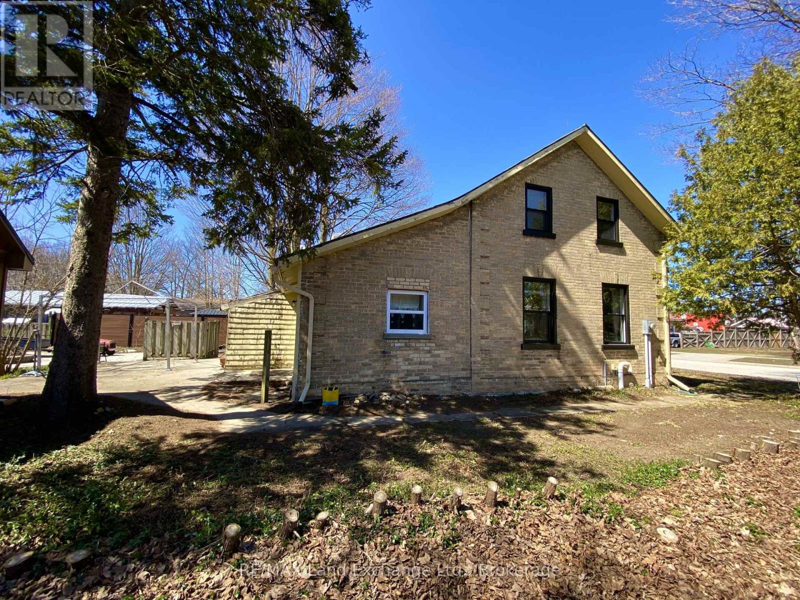 656 Market Street, Saugeen Shores, Ontario  N0H 2C0 - Photo 3 - X13004784