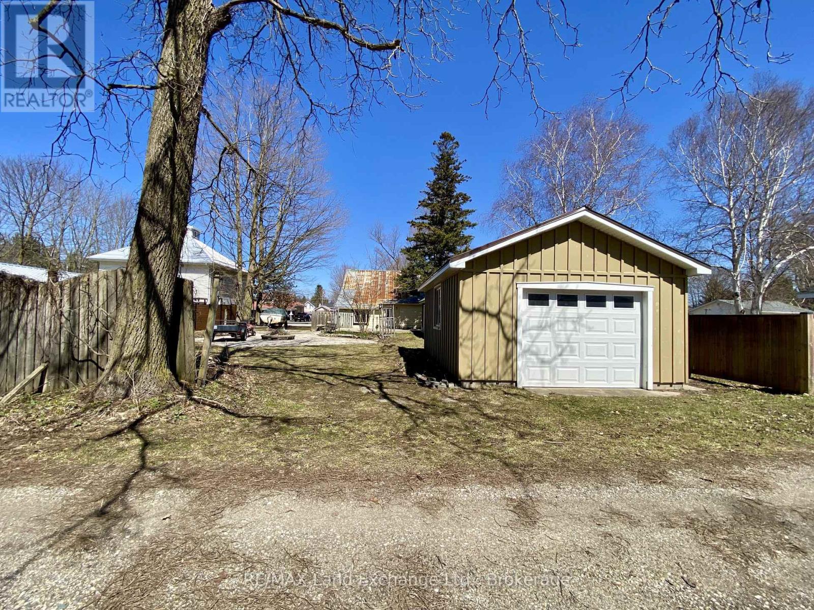 656 Market Street, Saugeen Shores, Ontario  N0H 2C0 - Photo 35 - X13004784