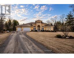 740 WALFORD ROAD, Laurentian Valley, Ontario