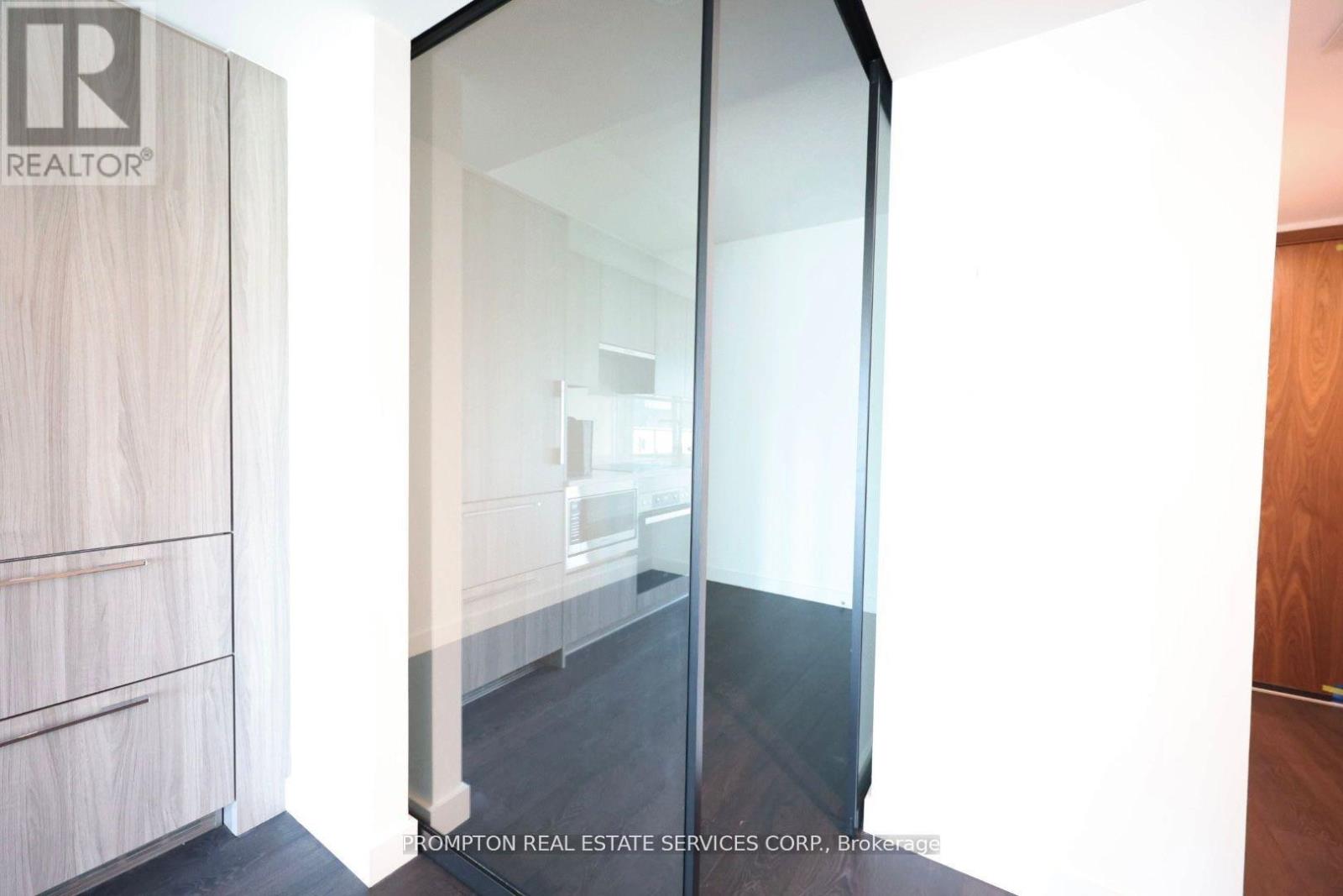 536 - 1 Concord Cityplace Way, Toronto, Ontario M5V 0X3 - Photo 11 - C13004760