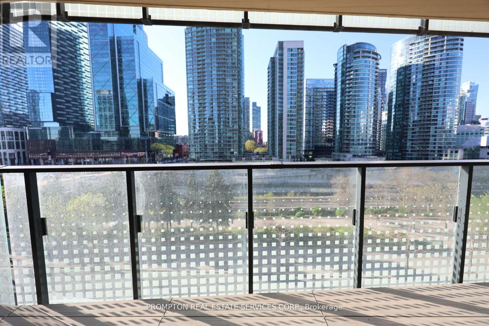 536 - 1 Concord Cityplace Way, Toronto, Ontario M5V 0X3 - Photo 18 - C13004760