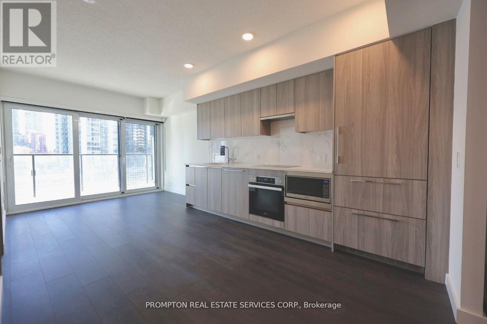 536 - 1 Concord Cityplace Way, Toronto, Ontario M5V 0X3 - Photo 2 - C13004760