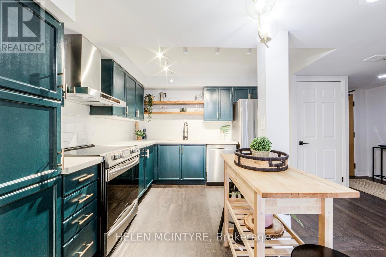 222 - 955 MILLWOOD ROAD, Toronto, Ontario