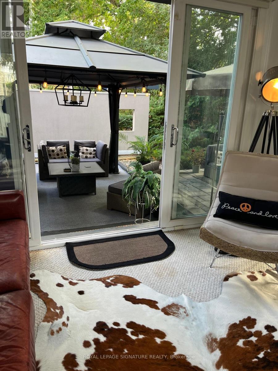 90 Berkinshaw Crescent, Toronto, Ontario  M3B 2T2 - Photo 16 - C13004774