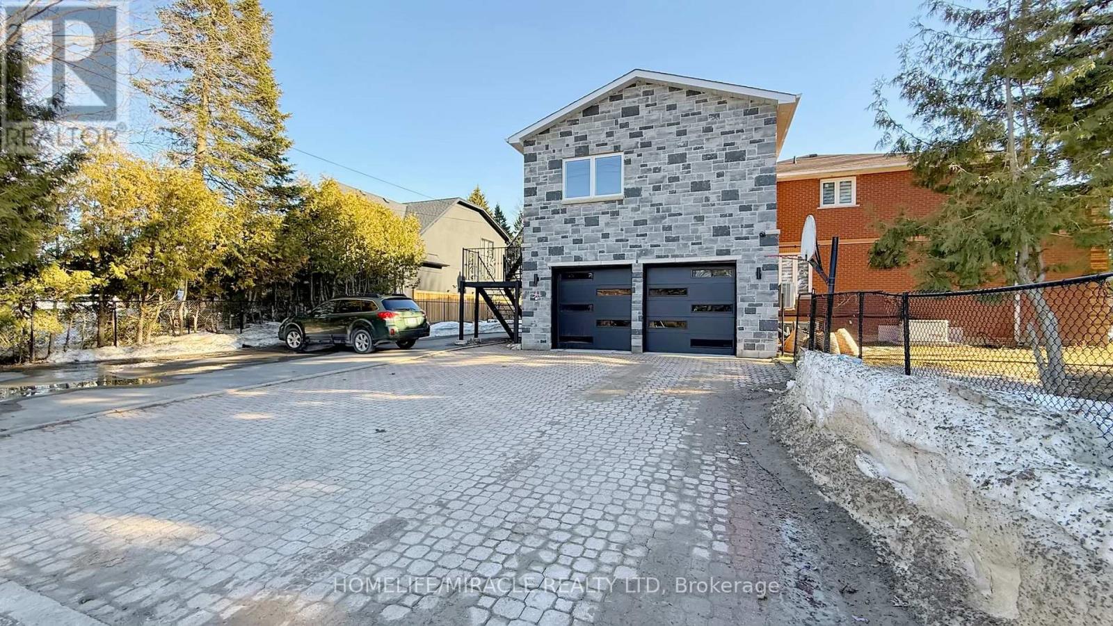 59 CENTRE ROAD, Uxbridge, Ontario