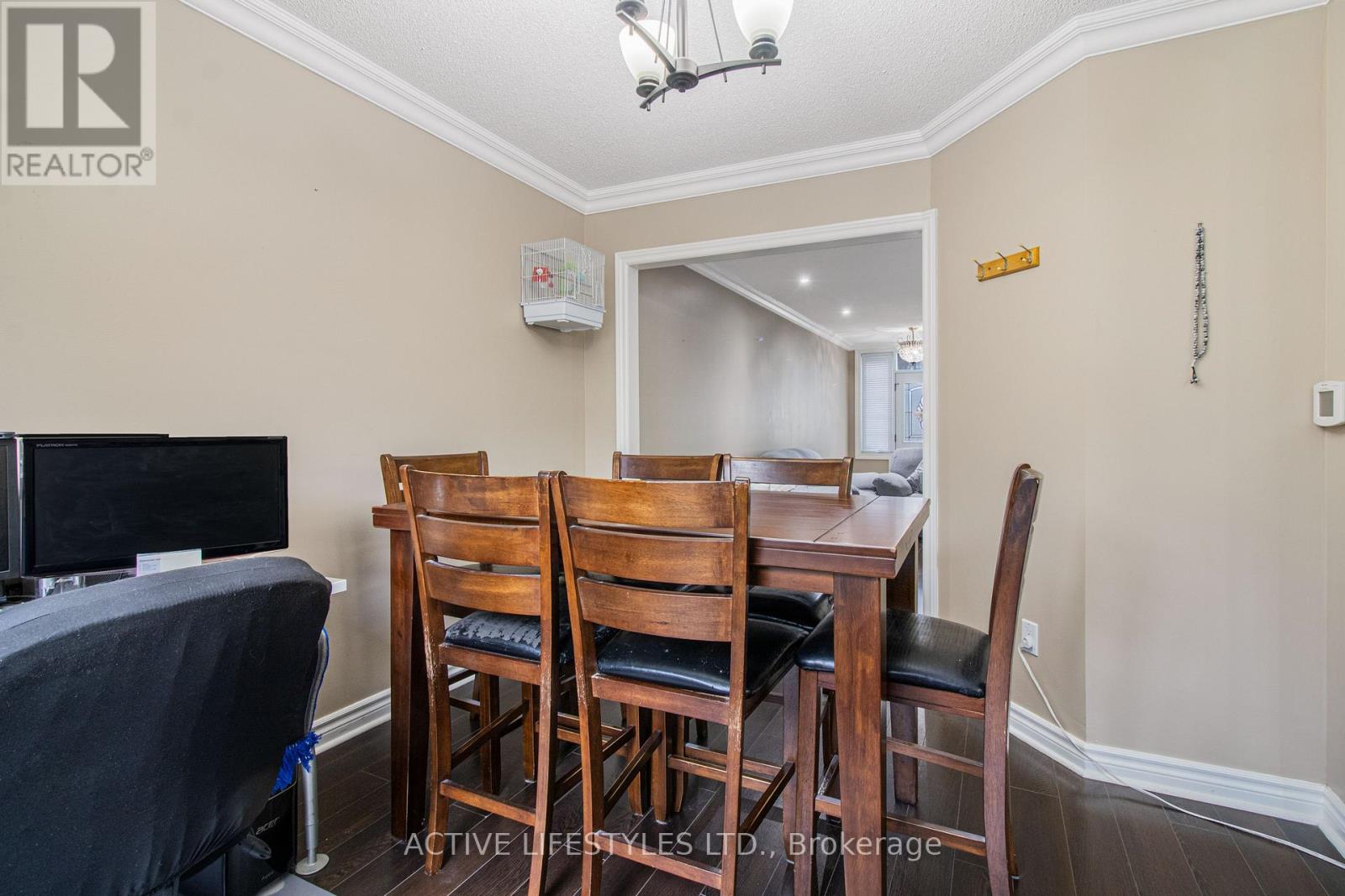 59 - 10 Hartnell Square, Brampton, Ontario  L6S 5W7 - Photo 3 - W13002548