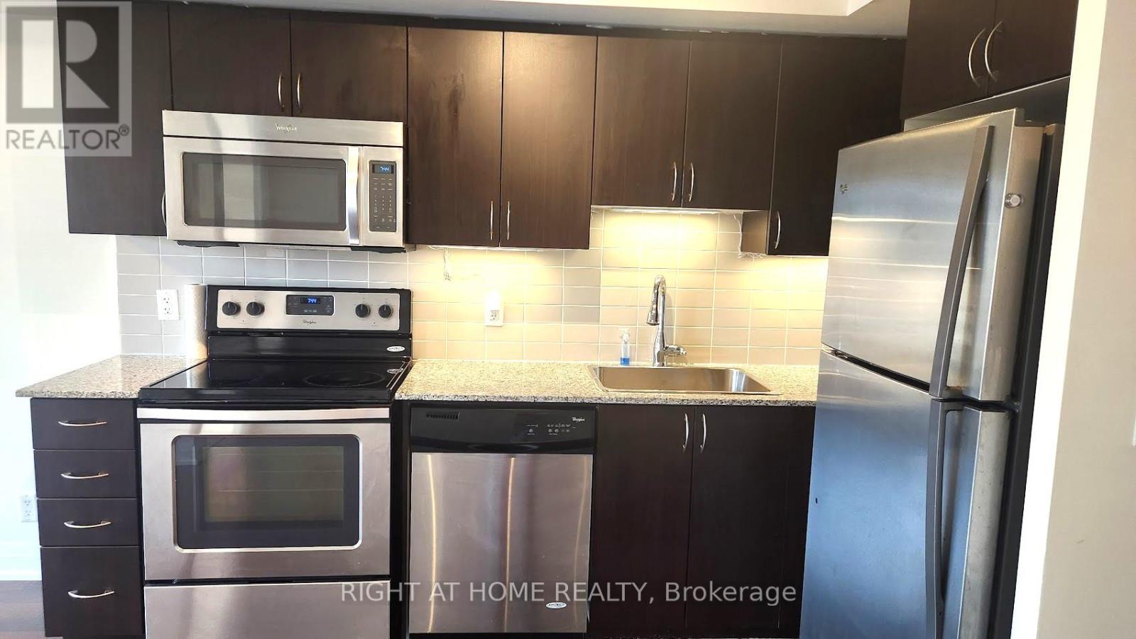 915 - 372 Highway 7 Street E, Richmond Hill, Ontario  L4B 0C6 - Photo 3 - N13004764