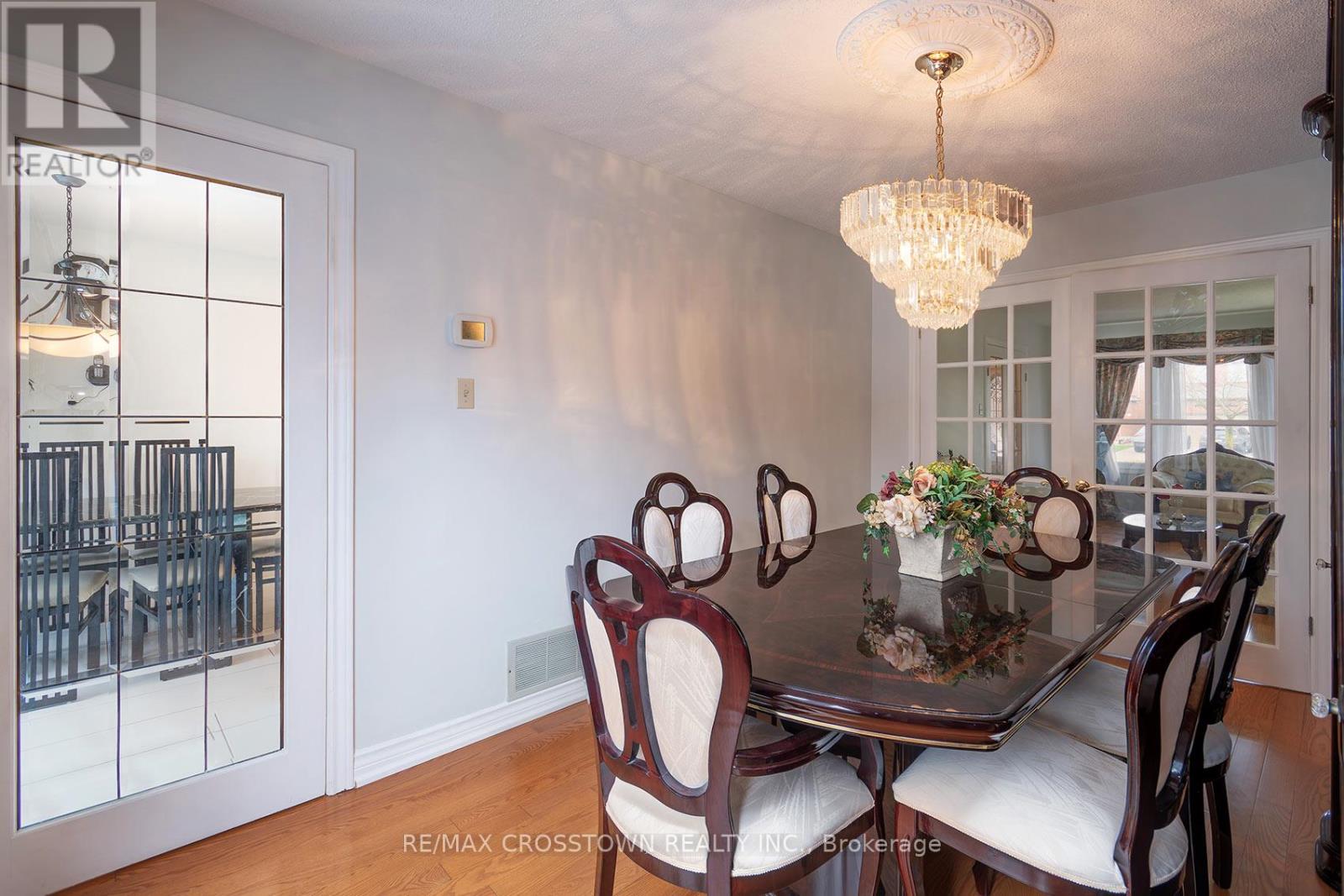 119 Fieldgate Drive, Vaughan, Ontario  L6A 1K5 - Photo 11 - N13004776