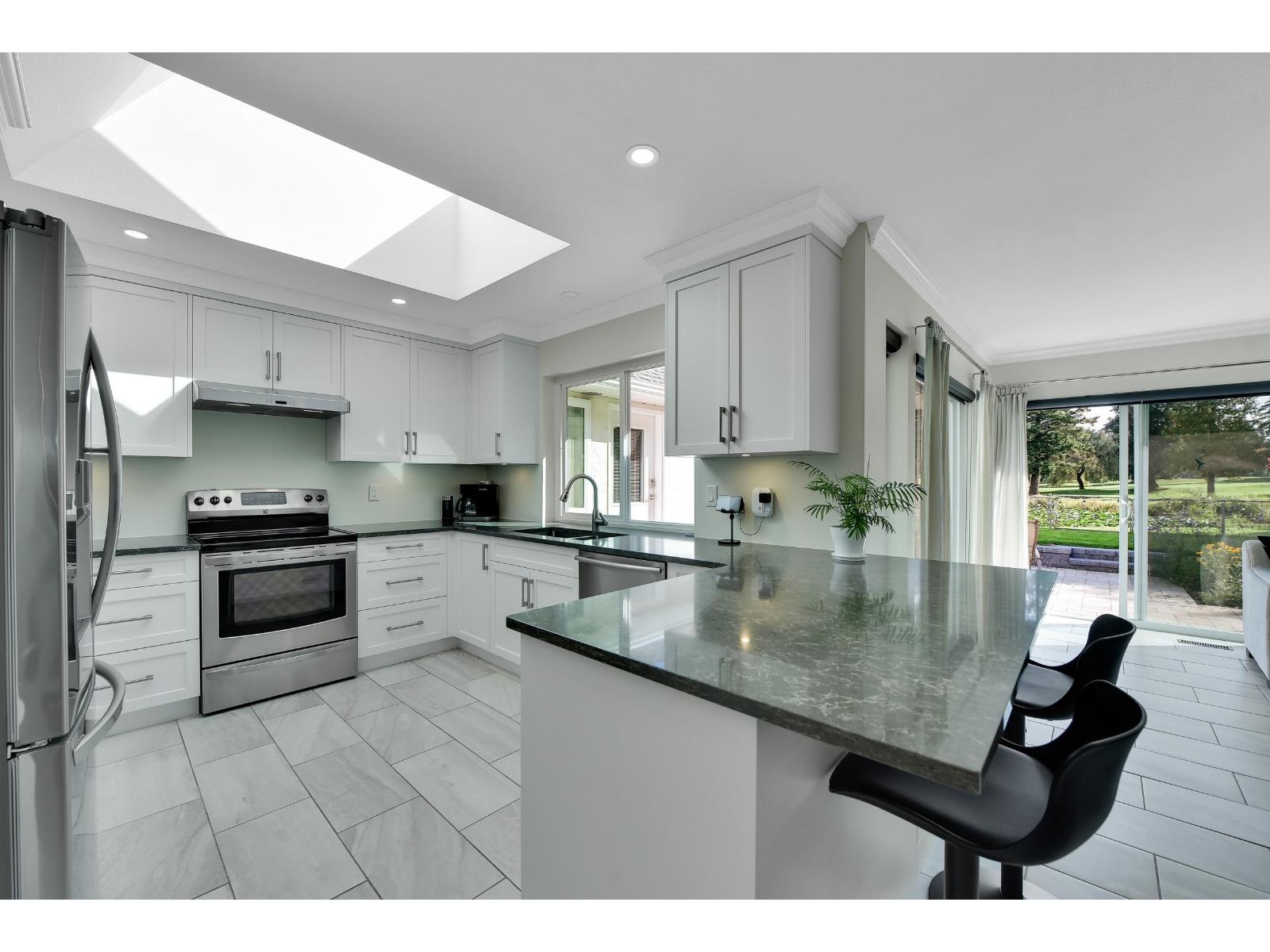 4870 209a Street, Langley, British Columbia  V3A 8A1 - Photo 10 - R3098288