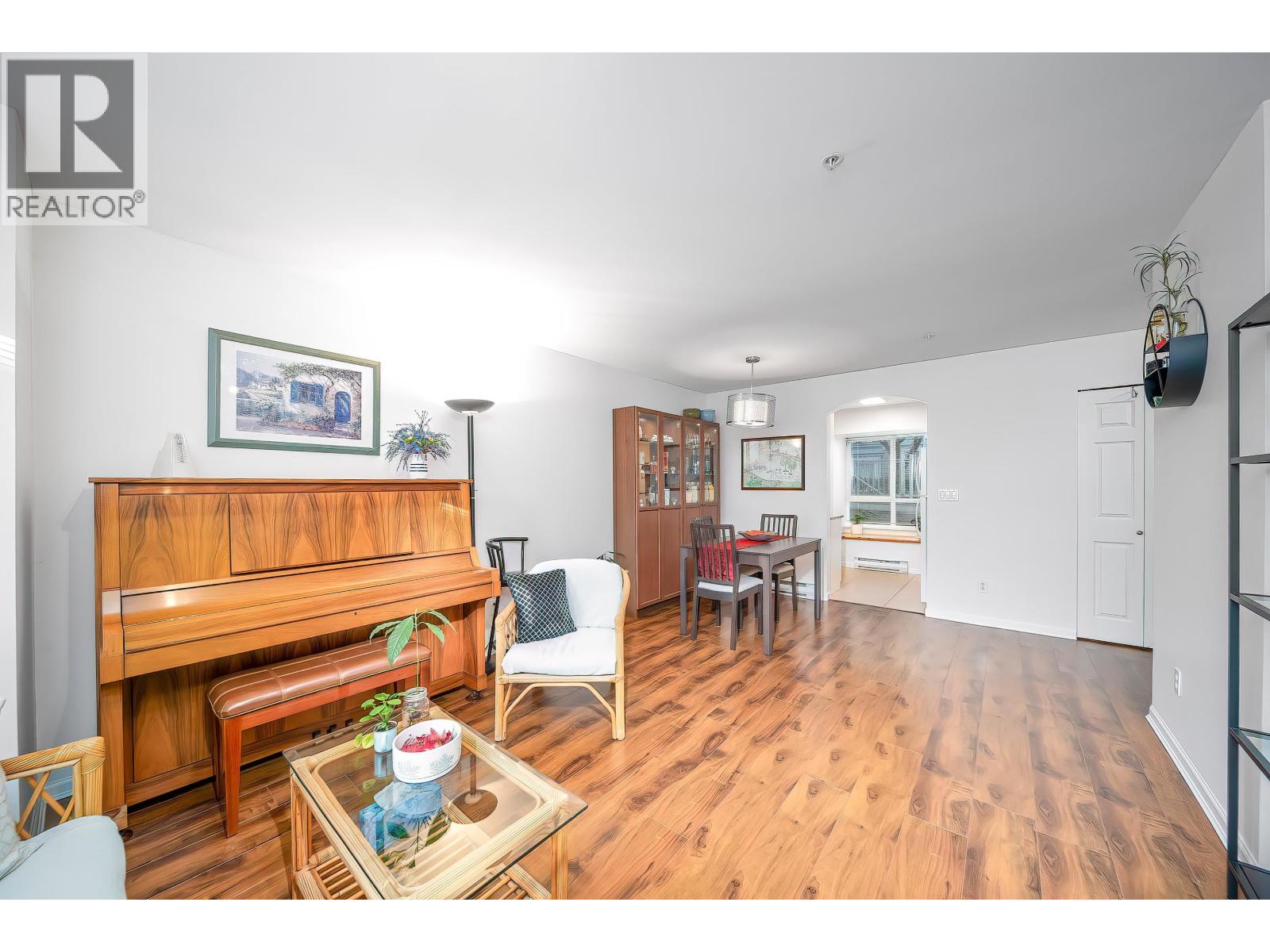 54 6577 Southoaks Crescent, Burnaby, British Columbia V5E 4J9 - Photo 5 - R3112195