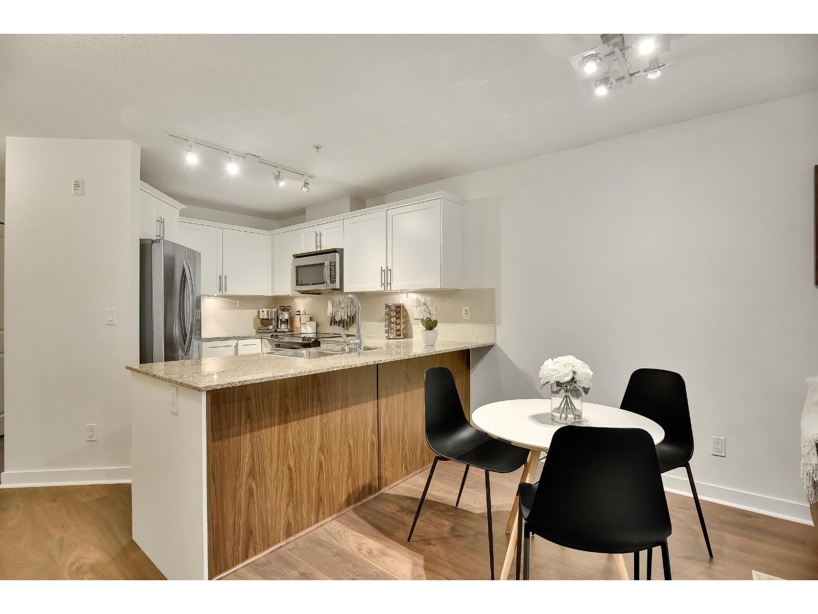 402 8915 202 Street, Langley, British Columbia  V1M 0B5 - Photo 8 - R3090161