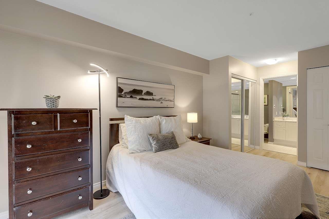 208 1576 Merklin Street, White Rock, British Columbia  V4B 4K2 - Photo 18 - R3099489