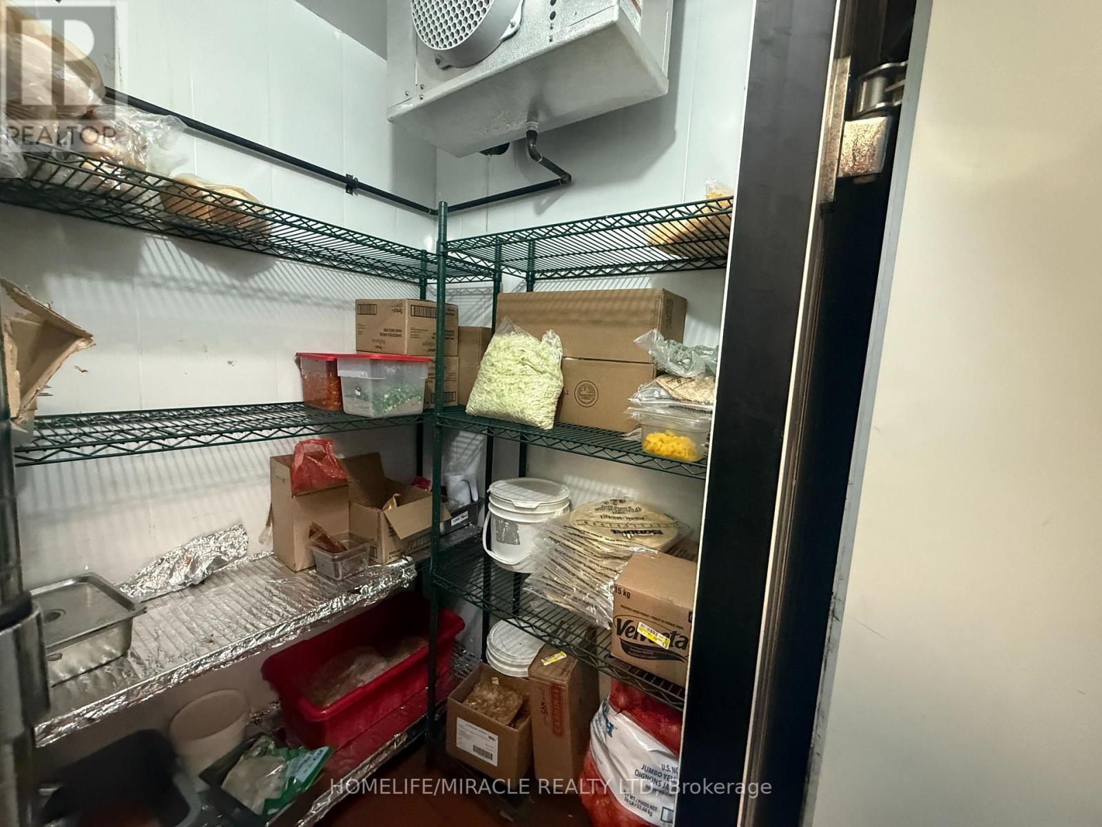 80 - 95 The Pond Road, Toronto, Ontario  M3J 0L1 - Photo 33 - W13004762