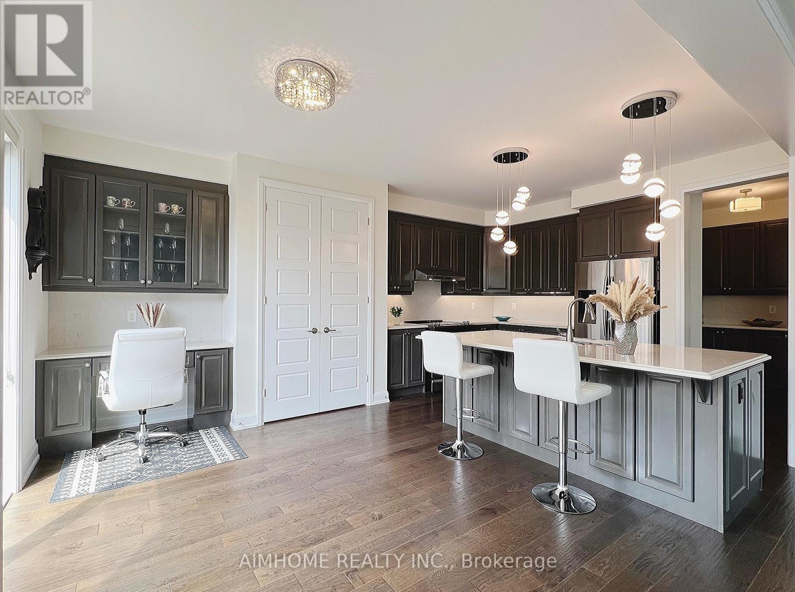 3154 Carding Mill Trail, Oakville, Ontario  L6M 0Z5 - Photo 13 - W13004788