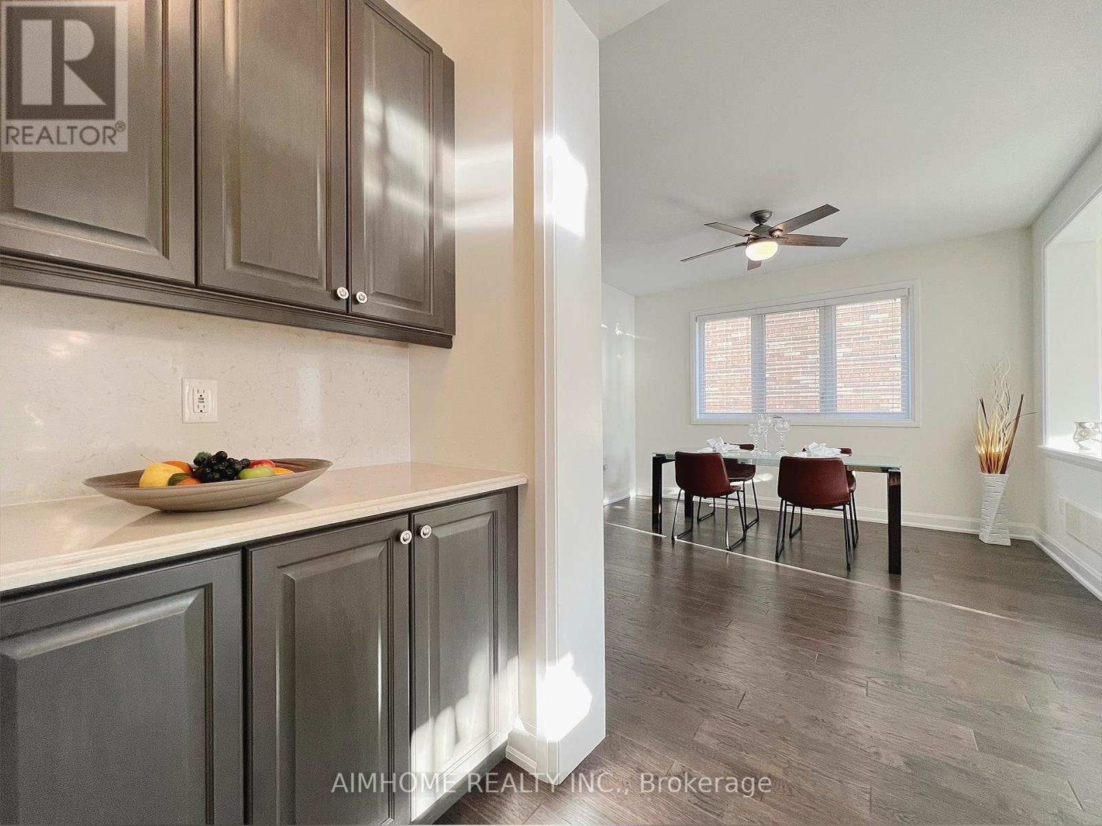 3154 Carding Mill Trail, Oakville, Ontario  L6M 0Z5 - Photo 18 - W13004788