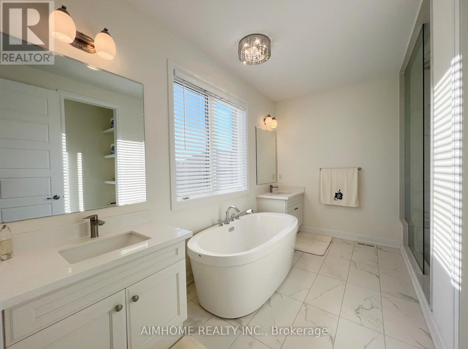 3154 Carding Mill Trail, Oakville, Ontario  L6M 0Z5 - Photo 30 - W13004788