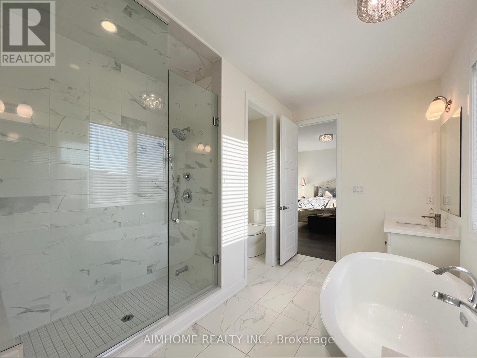 3154 Carding Mill Trail, Oakville, Ontario  L6M 0Z5 - Photo 32 - W13004788