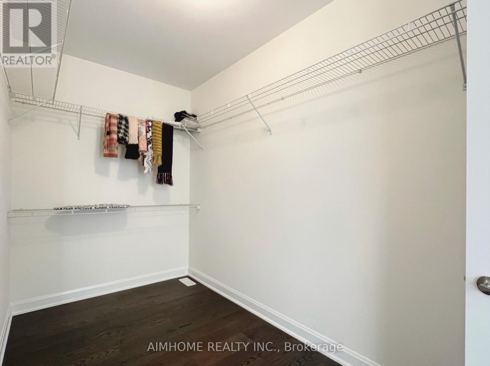 3154 Carding Mill Trail, Oakville, Ontario  L6M 0Z5 - Photo 33 - W13004788