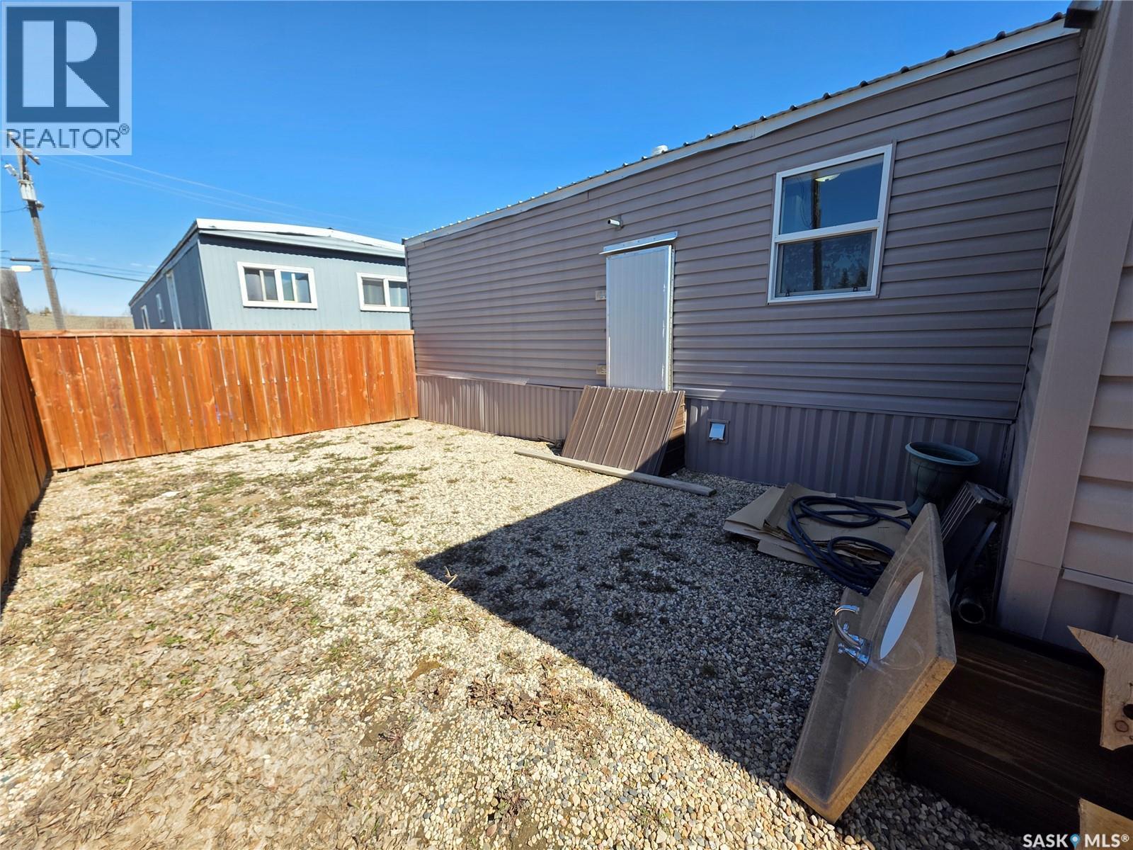 B12 73 Robert Street W, Swift Current, Saskatchewan  S9H 3S8 - Photo 16 - SK033052