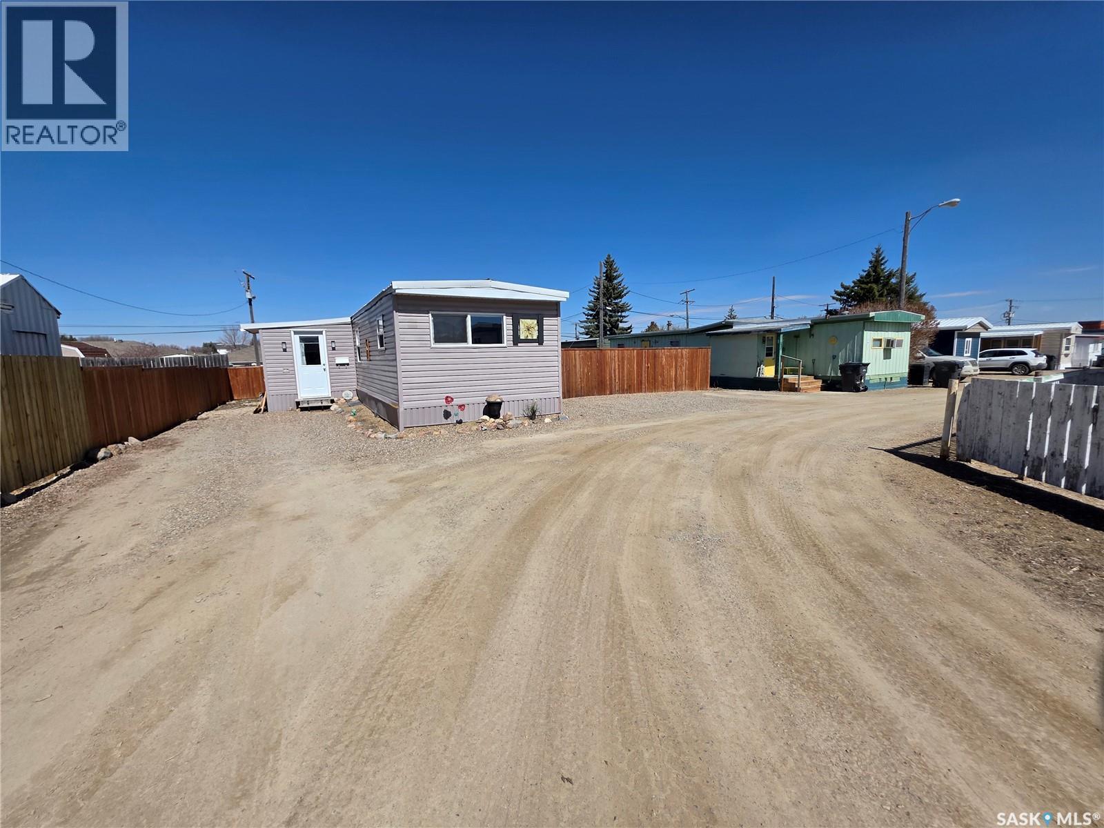 B12 73 Robert Street W, Swift Current, Saskatchewan  S9H 3S8 - Photo 20 - SK033052