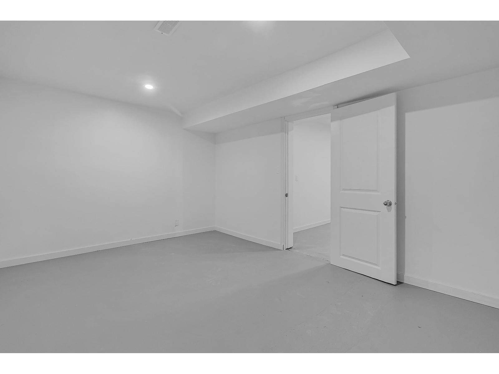 44650 Cumberland Avenue, Sardis South, Chilliwack, British Columbia  V2R 3B6 - Photo 34 - R3111888