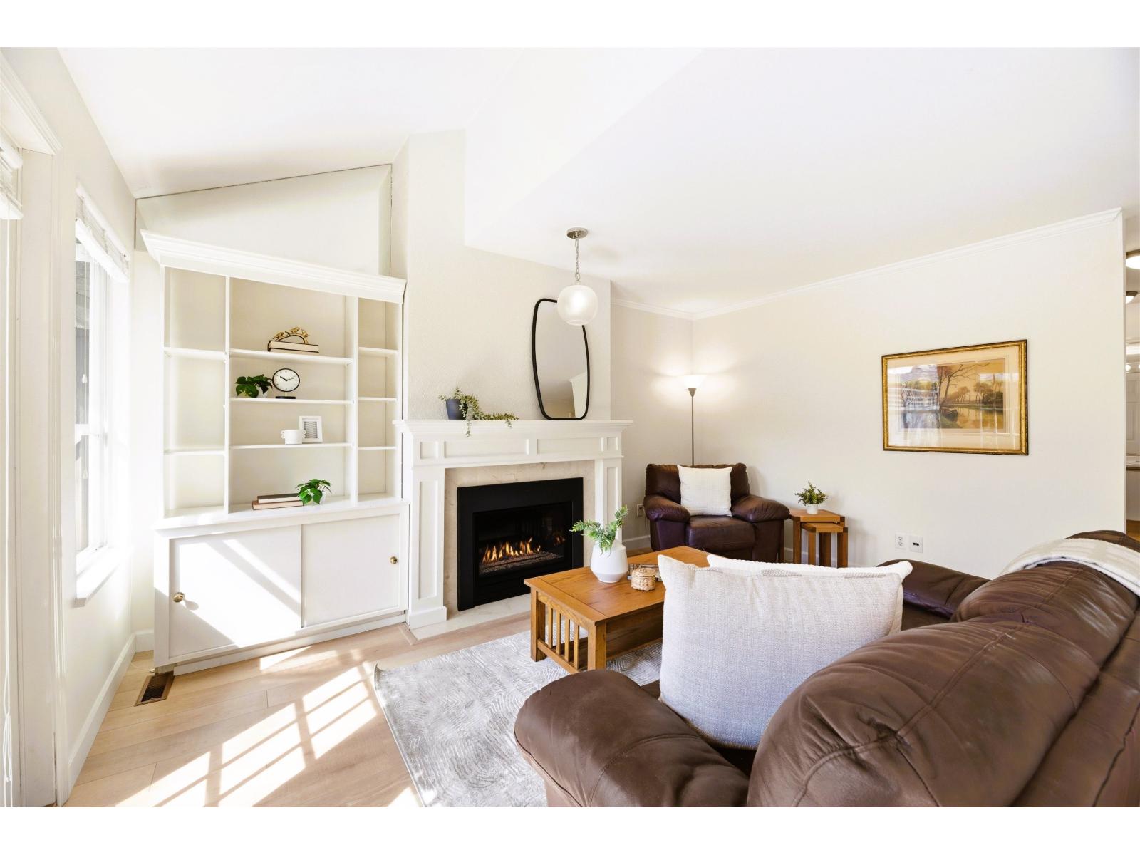 103 10538 153 Street, Surrey, British Columbia  V3R 0G6 - Photo 4 - R3111091