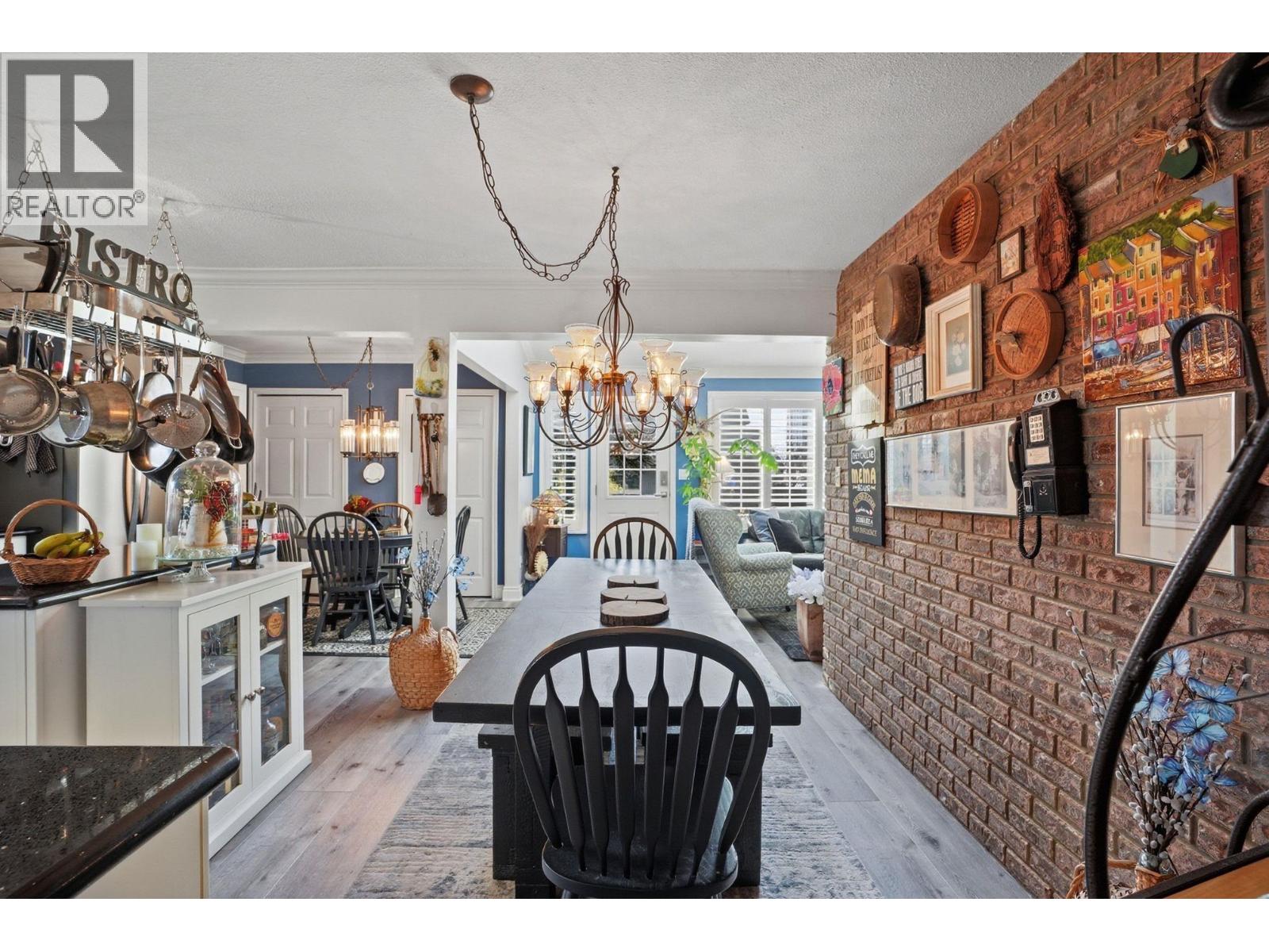 7217 Mary Avenue, Burnaby, British Columbia  V5E 3K6 - Photo 3 - R3111738