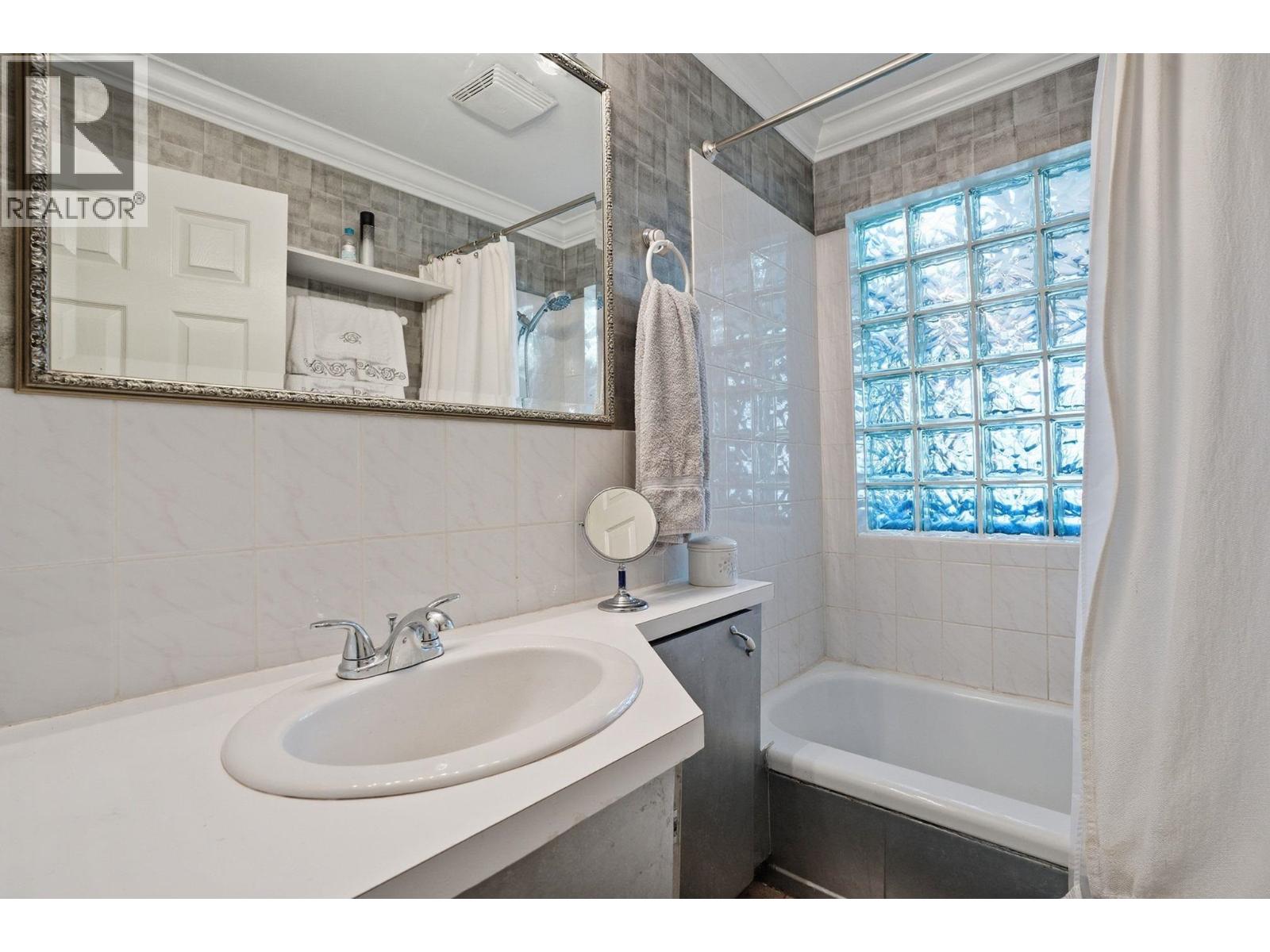 7217 Mary Avenue, Burnaby, British Columbia  V5E 3K6 - Photo 25 - R3111738