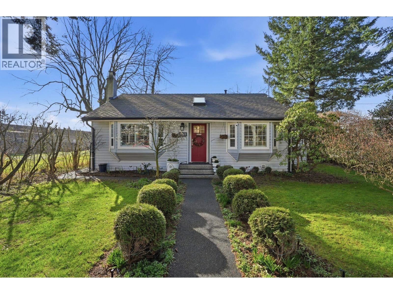 7217 MARY AVENUE, Burnaby, British Columbia